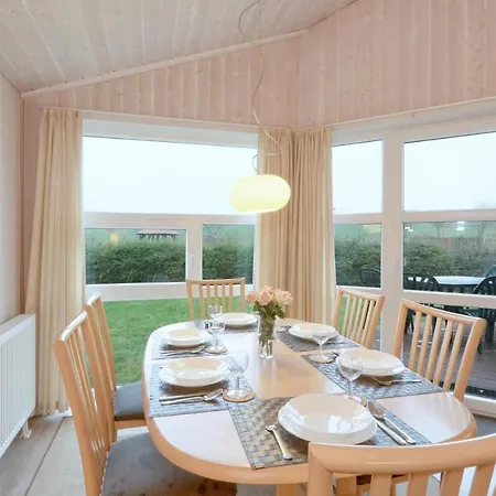 Holiday home Friedrichskoog-strandpark 18 *